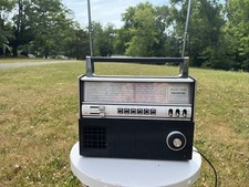 Vtg Sound Design 2673 Deluxe 7 Band AM FM Radio With Antennas Does Not Work