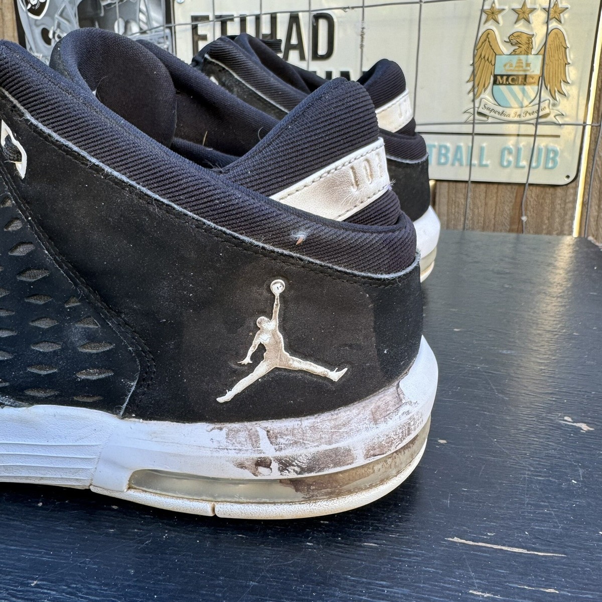 ★ナイキ★Air Jordan Flight Origin 4★WHITE/BLACK JORDAN FLIGHT ORIGIN 4 (GS) 921201 101 - Shiekh