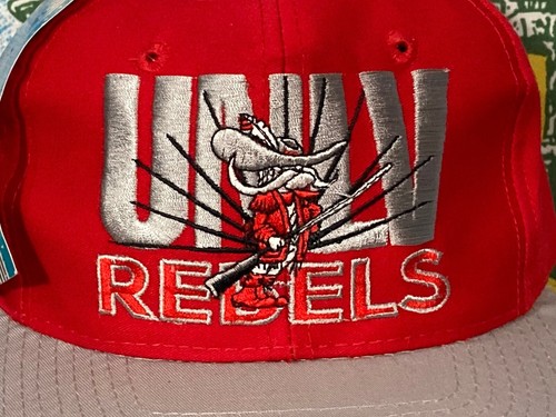 vintage deadstock w tags UNLV Runnin Rebels snapback hat - 80s 90s baseball cap - Picture 2 of 5