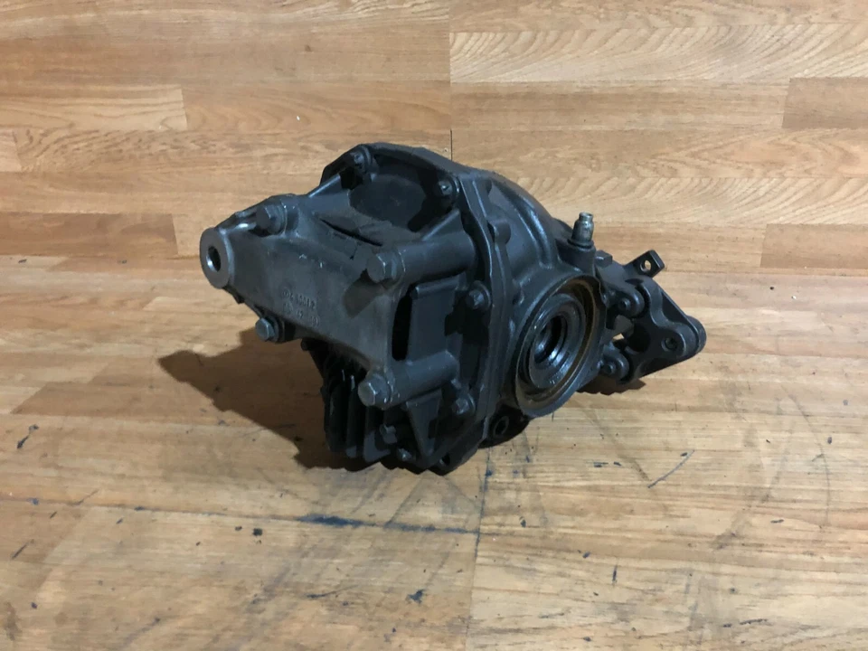 MERCEDES BENZ OEM W221 S550 CL550 REAR DIFFERENTIAL BACK DIFF RATIO 2.65 07-13 - Image 3 of 4