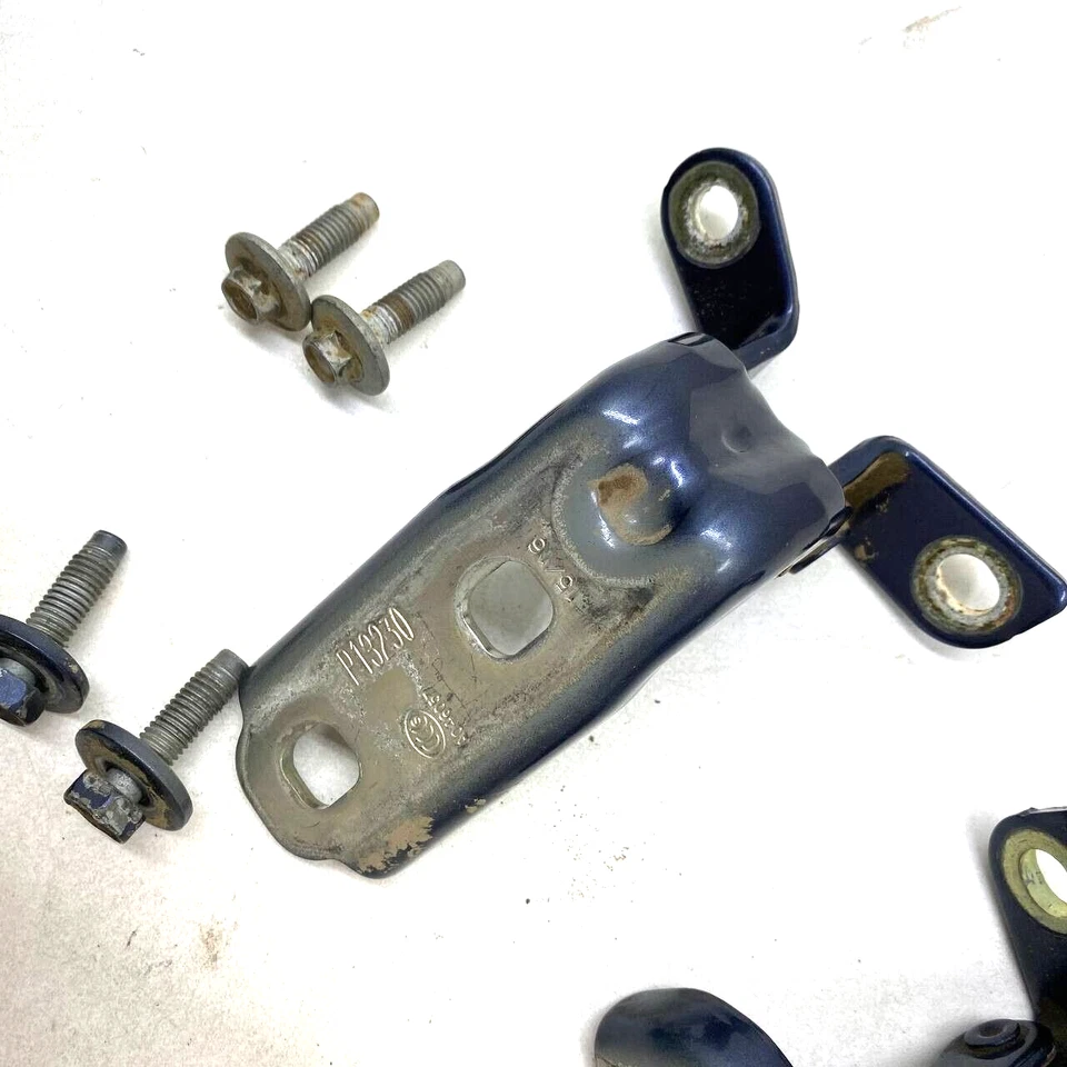 Chevrolet Malibu 2013-2015 bisagra de puerta trasera izquierda inferior y superior OEM azul Foto 3 de 4