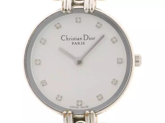 Dior   D44 120 【207】