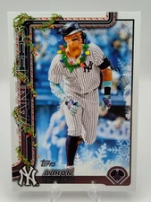 2025 Topps Holiday Aaron Judge #H161 Christmas Light Necklace Short Print (SP)