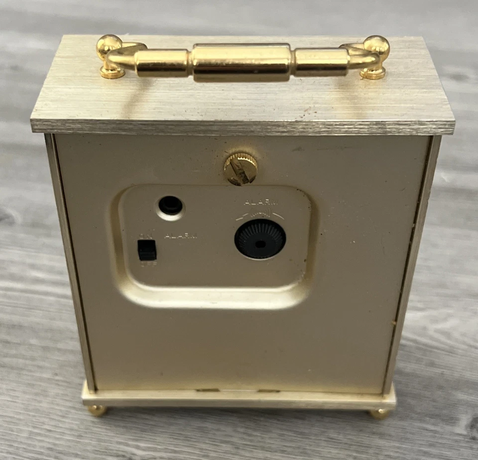 Винтажный 1980-х Seiko двухцветный латуни из нержавеющей стали QP273S будильник настольные часы - Изображение 3 из 4