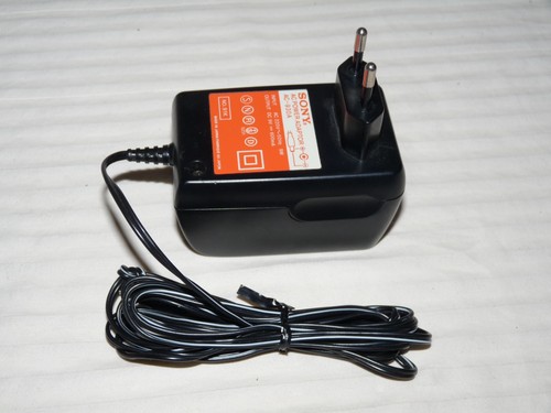 Adaptador de corriente alterna Sony AC-930A 220v 50Hz 9w DC9v 600ma