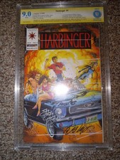 Harbinger 1 CBCS 9.0 Oro Automático 3 Autógrafos Shooter Layton Valiant 1992