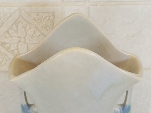 ROSEVILLE POTTERY GREY BLUE GREEN TUSCANY VASE 8 1/4" - Picture 6 of 9