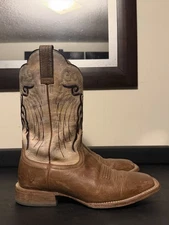 Ariat Men's 10.5 D Distressed Mesteno Dust Devil Tan Marble Western Boots