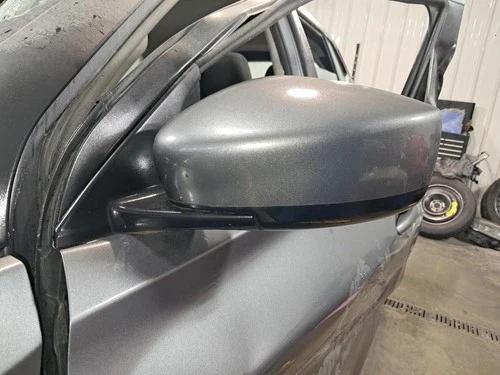 Used Left Door Mirror fits: 2024 Nissan Kicks power w/blind spot alert w/o turn