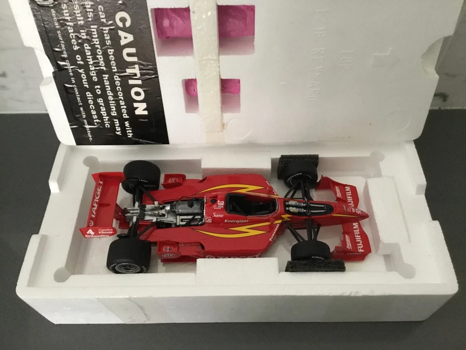 1/18 Action J.P Montoya #4 Target Ganassi Reynard Honda 1999 Indy Car Champion - Image 2 of 4