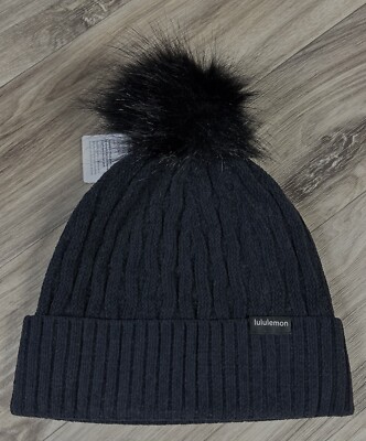 Lululemon Cable Knit Pom Beanie Plush One Size Black 50182  display picture 1