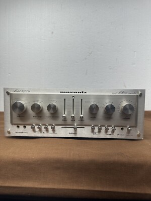 Marantz Vintage Stereo Console Model 3250