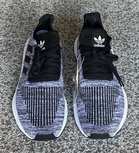 Adidas Swift Run Grey / Black Men's 6.5 / Women's 7.5 US Size NWB - Picture 6 of 12