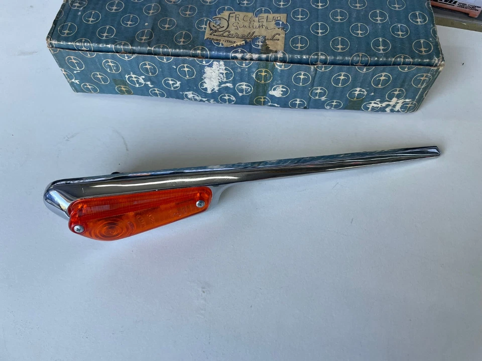 FRECCIA laterale sinistra ALFA ROMEO GIULIETTA SPRINT berlina 2000 2600 SPIDER Foto 2 de 4