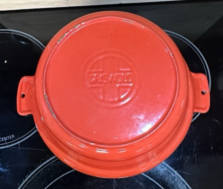 Vintage Griswold Red Enamel Cast Iron Dutch Oven Casserole No Lid 9"