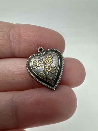 Vintage Sterling Silver Heart Charm 3 Flowers And Beaded Edge