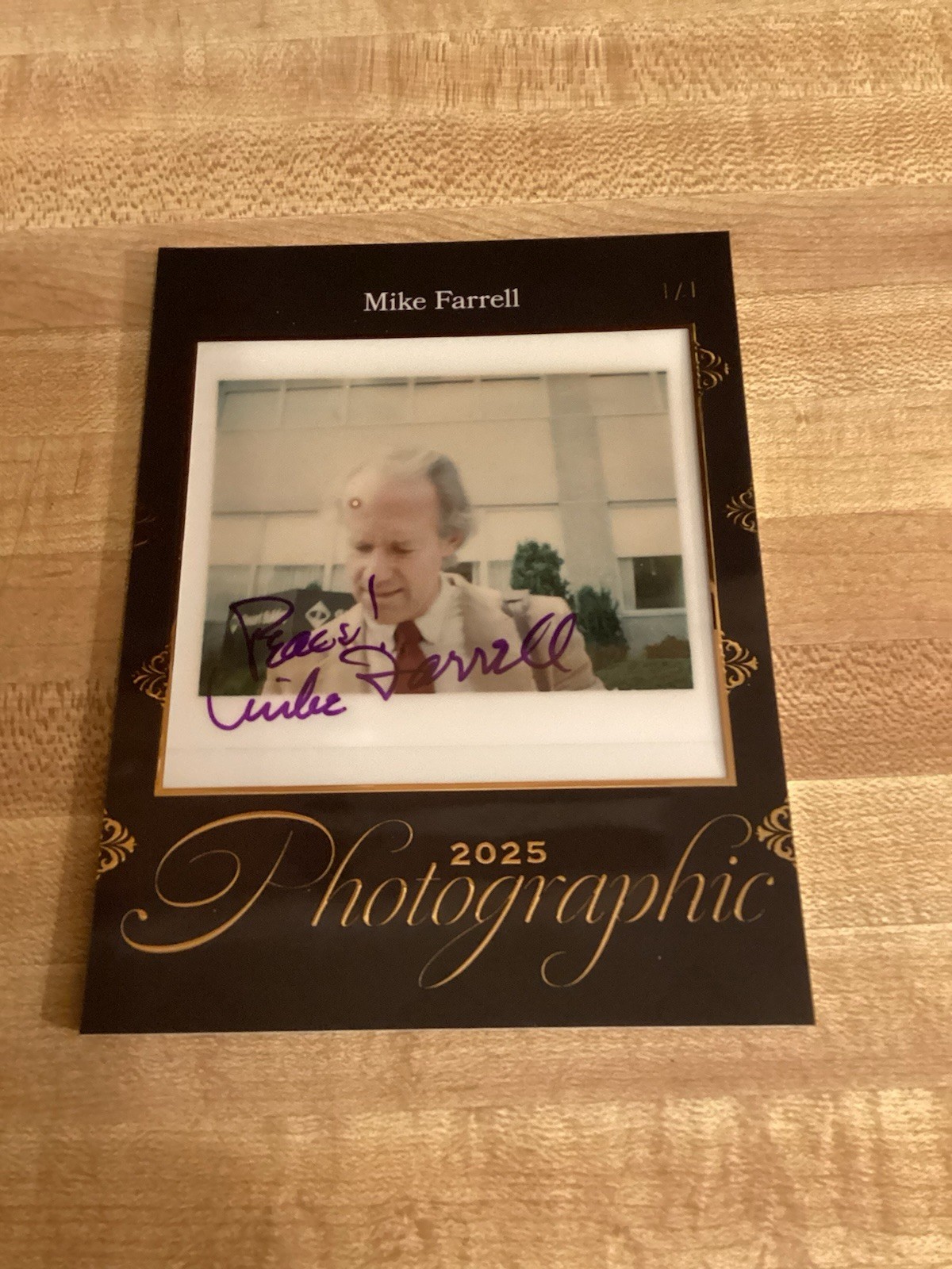 2025 LEAF PHOTOGRAPHIC MIKE FARRELL 1/1 FRAMED SIGNED POLAROID MASH AUTO