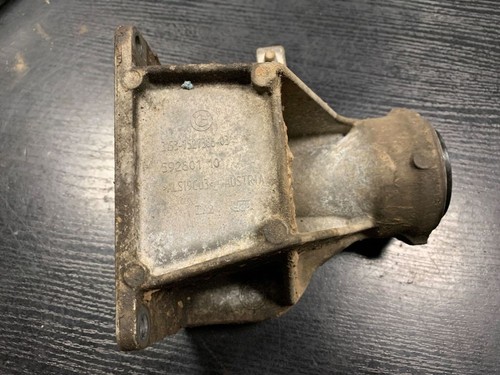 BMW 5 E60 E61 2008 Halterung Lagerbock Lagergehäuse Antriebswelle GSD40999