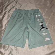 Youth Jordan Black Mesh Shorts Large 12-13 YRS Vertical Logo Jumpman
