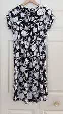 Vera Wang Women’s Black & White Short Sleeve Dress W/Elastic Waist & Pockets Sm