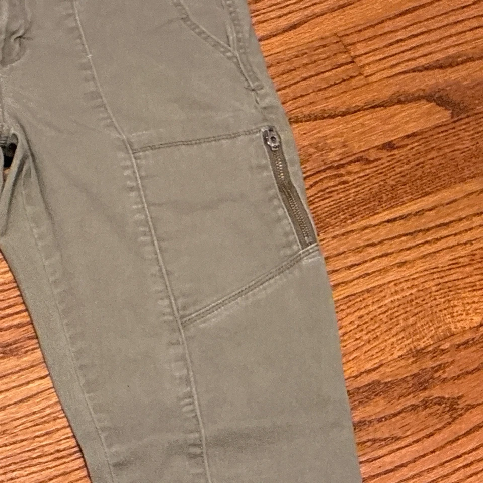 Pantalones/jeans Kenneth Cole para mujer ajustados verdes suaves elásticos talla 27 Foto 4 de 4