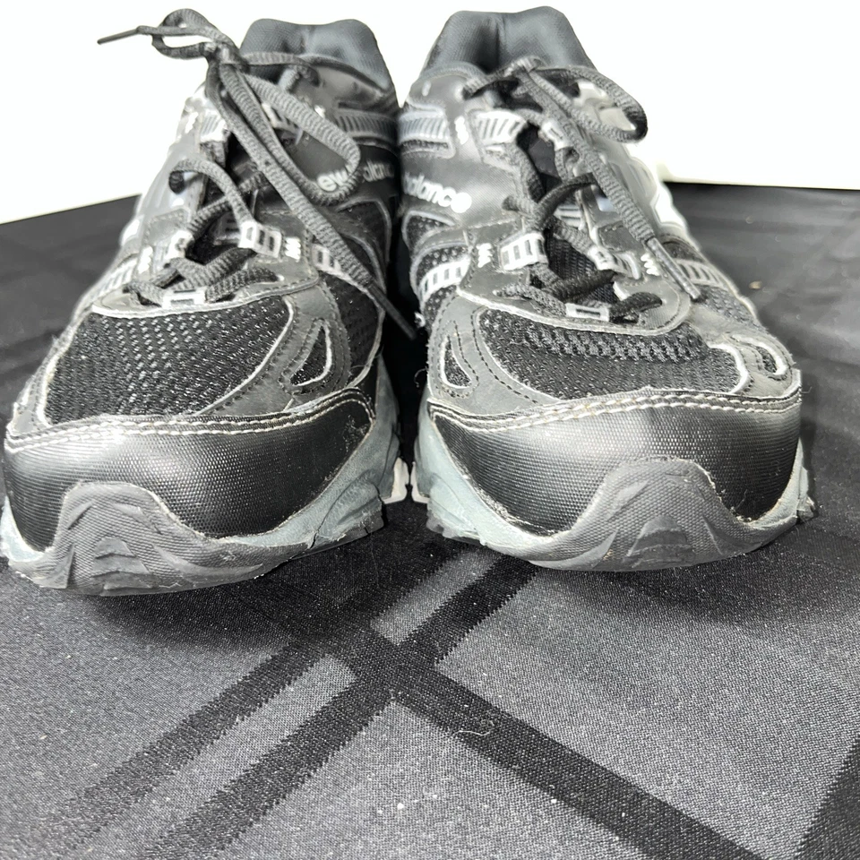 New Balance 410V 黑色交叉运动鞋 系带 女式 7.5 码 — 第 4/4 张图片