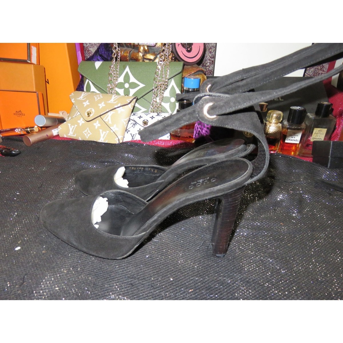 GUCCI ブラック ハイヒール Gucci Charlotte Black Glitter Horsebit Peep Toe Platform