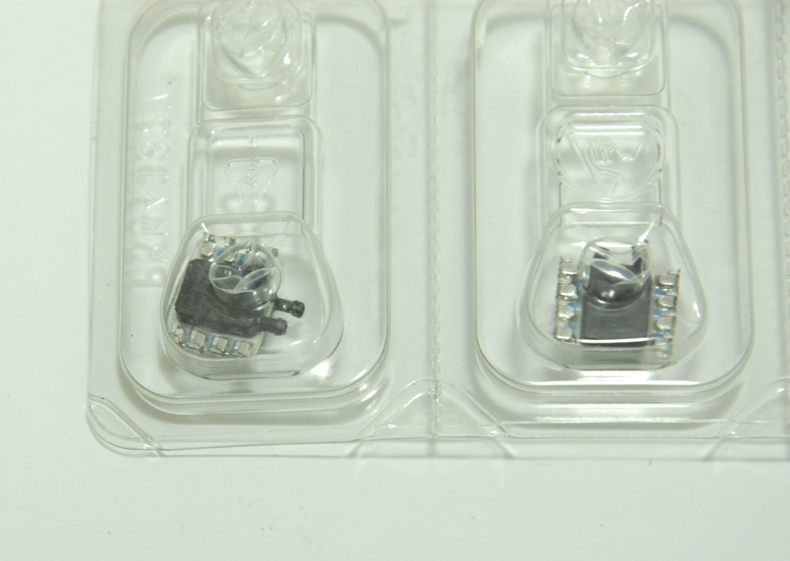 Honeywell HSCMRRD001PDAA3 Board Mount Pressure Sensors SMT Dual Rad