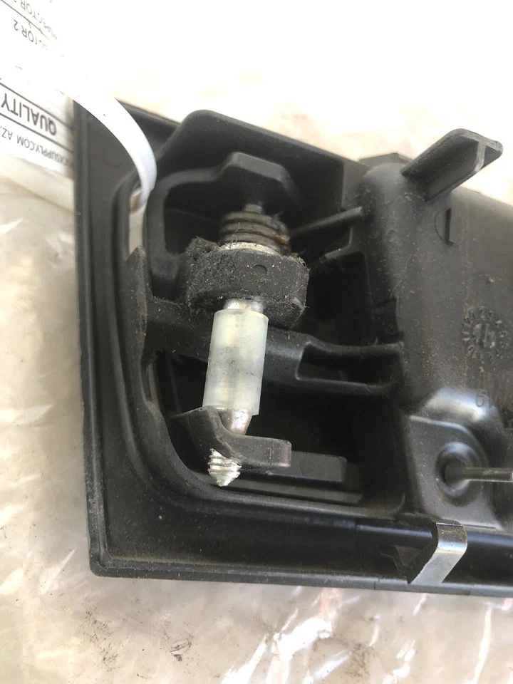 Ford Crown Victoria 2005-2011 manija de puerta delantera interior pasajero derecho OEM Foto 2 de 4