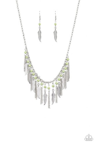 Feathered Ferocity Green Necklace Paparazzi New - Picture 2 of 3