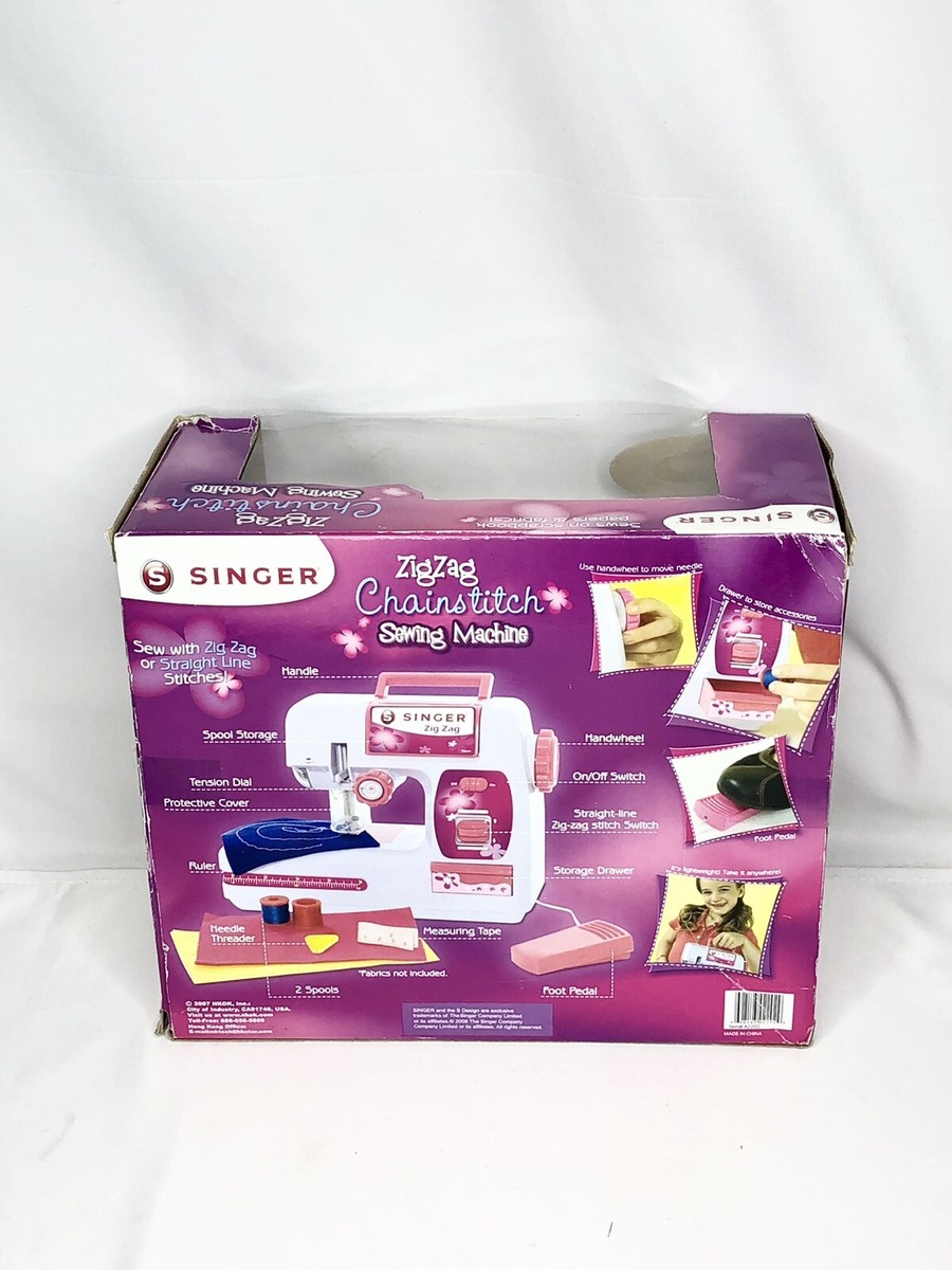 Singer ZigZag Chainstitch Children's Toy Sewing Machine Kids