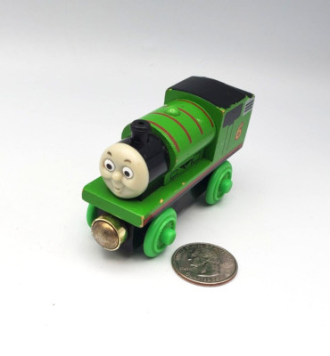 Thomas & Friends Wooden Train Tank Engine Talking Railway Percy RFID Gold Magnet