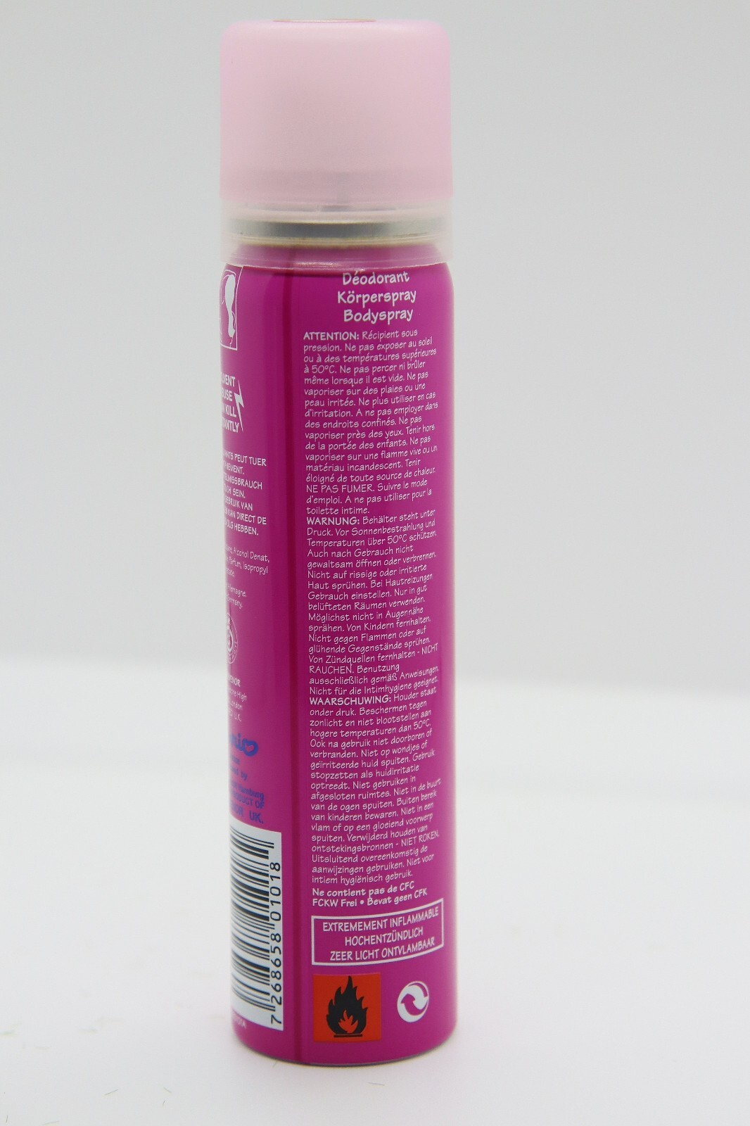 DOVE FACIAL & HELLO KITTY BODY SPRAY + BLUE BODY SCRUB COMES WITH WASHBAG - Picture 7 of 7