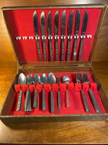 Set of 50 Lifetime Cutlery LCU55 Stainless Flatware Taiwan Eternally yours