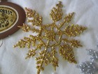  Enchanted Forest Plastic White Silver Gold SNOWFLAKE Ornaments 4 pc Christmas  — photo 6