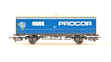 HORNBY 00 GAUGE - R216 - PROCOR BLUE CURTAIN SIDED VAN BOXED