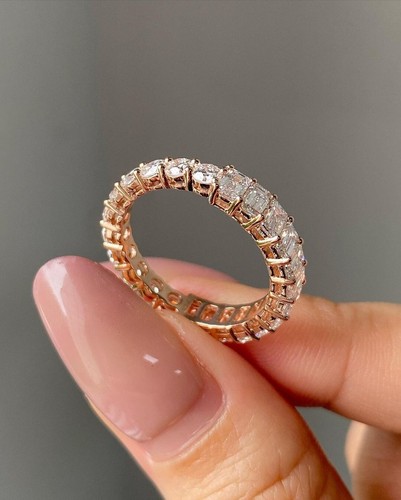 Emerald & Round Cut Moissanite Two-Sided Reversible Band In Solid 14K Rose Gold - Picture 2 of 4
