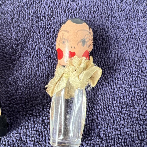 1930’s Karloff Perfume Bottles/ HandPainted Wood Quintuplet Florals (6) W/ Box - Picture 11 of 14