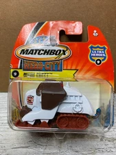 Matchbox Hero City Ultra Heroes #9 Mush Puppy - Sealed Short Card - 2003