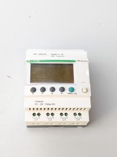 SCHNEIDER ELECTRIC ZELIO SR2 B121FU Smart Relay