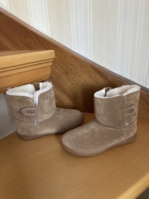 Original UGG Kinder Mädchen Schuhe Stiefel Gr.26 kaum getragen