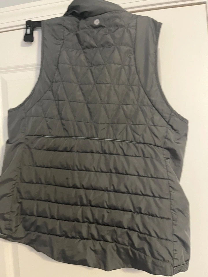 Womens Tangerine Double Zipper Puffer Vest XXL - Image 4 of 4