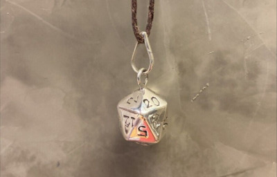Sterling Silber 20 Seiten DND Würfel Charm geschlungen Höllenfeuer Würfel Dungeons and Dragons