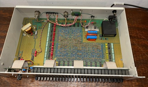 Industrial Research Products IRP Knowles TEQ DG-4023 Transversal Equalizer - #10 - Picture 4 of 7