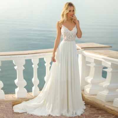 2023Boho Beach Wedding Dress with Detachabel Cape Sexy Spaghetti Straps V Neck