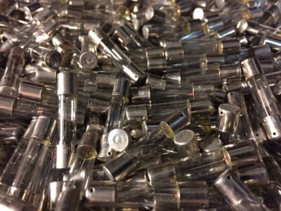 Lampadina LED Rossa 4mm Per Quadro Marantz 2230 – 8V-12V, Ricambio Stereo Vintage