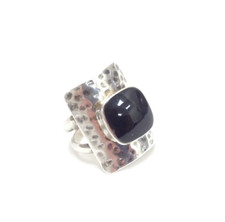 950 Sterling Silver Hammered Style Black Onyx Gemstone Ring Size 6.75 Jewelry