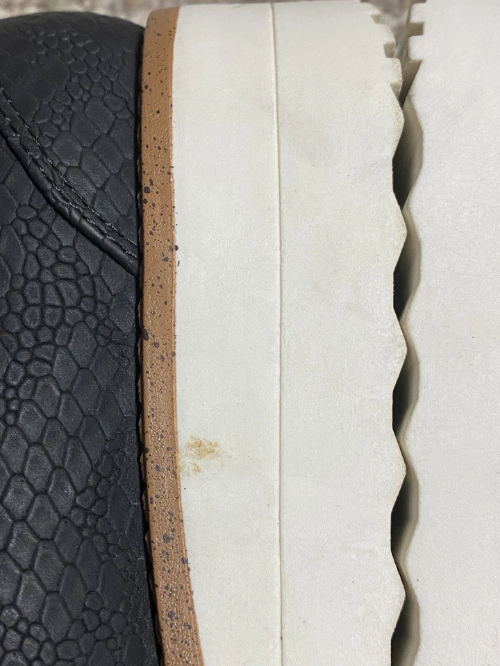 JCP CALL IT SPRING WOMEN'S SLIP ON SHOES - VEGAN LEATHER - Size 7 - Image 4 of 4