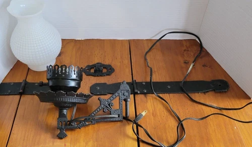 Vintage JM oil lamp sconce w/mount conv. to electrical &Corn Row Hobnail chimney