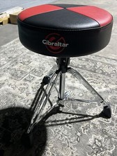 Gibraltar 9608RQPRB RED/BLACK Round Quarter Panel Two Tone Drum Throne, Red/Blac